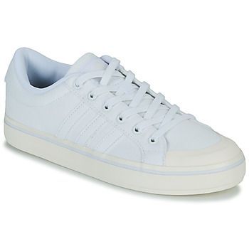 BRAVADA 2.0  women's Shoes (Trainers) in White