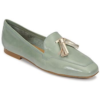 VIC  women's Loafers / Casual Shoes in Green