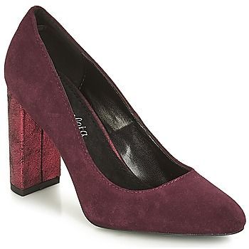 ERWANA  women's Court Shoes in Bordeaux. Sizes available:5,6.5