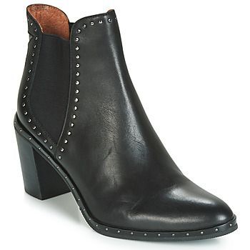 NAGI  women's Low Ankle Boots in Black. Sizes available:6,7