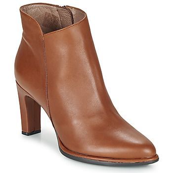 M4302-ISEO-CUERO  women's Low Ankle Boots in Brown. Sizes available:3.5,4,6.5,7.5