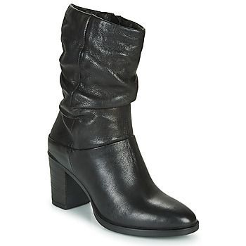 NORGE  women's Low Ankle Boots in Black