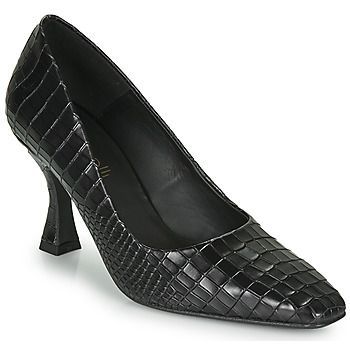 NEESCAKE  women's Court Shoes in Black. Sizes available:3.5,5.5,6.5,7.5,3