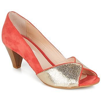 ESQUIBE  women's Court Shoes in Red. Sizes available:3.5,3