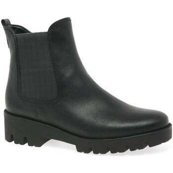 Newport Womens Chelsea Boots  women's Mid Boots in Black. Sizes available:3.5,4,5,5.5,6,6.5,7