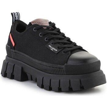Revolt LO TX  women's Shoes (Trainers) in Black