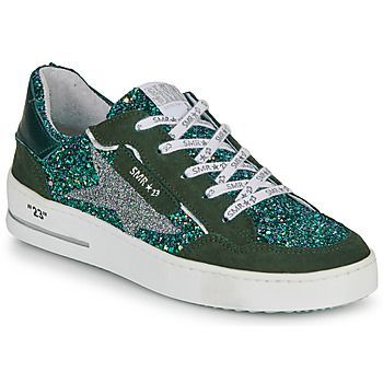 ALE  women's Shoes (Trainers) in Green