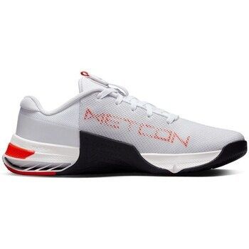 Metcon 8  women's Shoes (Trainers) in White