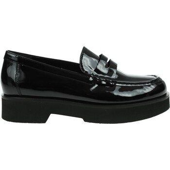 Stanley  women's Loafers / Casual Shoes in Black