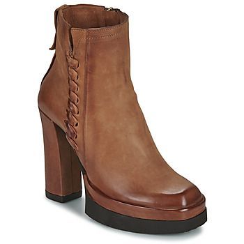 VIVENT TRESSE  women's Low Ankle Boots in Brown