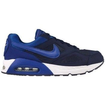 Air Max Ivo  women's Shoes (Trainers) in Marine