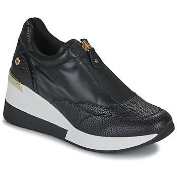 141874  women's Shoes (Trainers) in Black