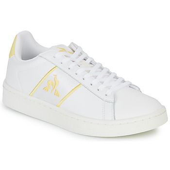 CLASSIC SOFT W  women's Shoes (Trainers) in White