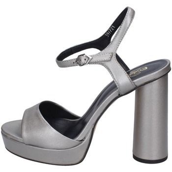 BC657  women's Sandals in Grey