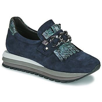 KRIC  women's Shoes (Trainers) in Blue