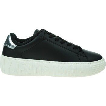 New Cupsole  women's Shoes (Trainers) in Black