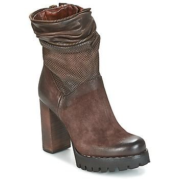 BLOC ZIP  women's Low Ankle Boots in Brown. Sizes available:3,4,5,6,7,8,9