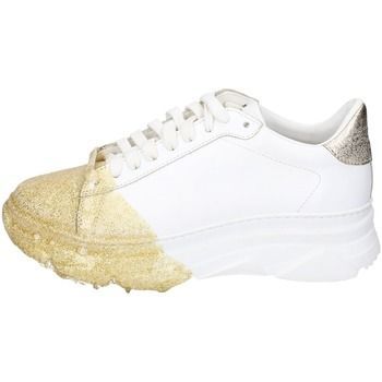 EY151  women's Trainers in White