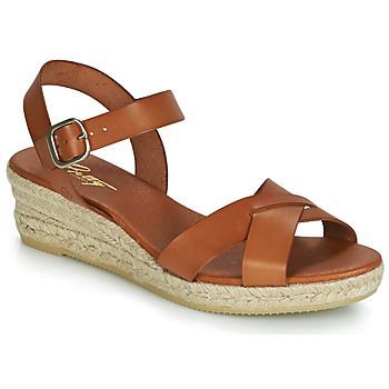 GIORGIA  women's Espadrilles / Casual Shoes in Brown