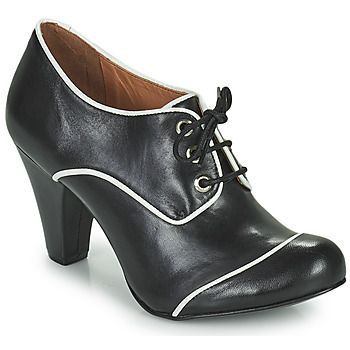 GRENATAS  women's Casual Shoes in Black