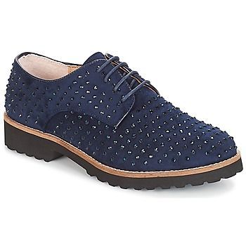 CLAVA  women's Casual Shoes in Blue