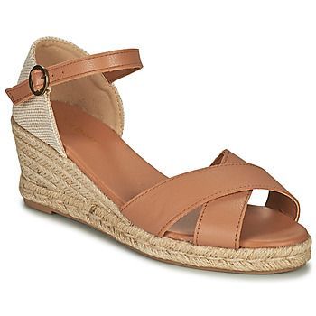 ANGELINE  women's Espadrilles / Casual Shoes in Brown