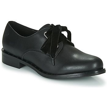 LUANN  women's Casual Shoes in Black