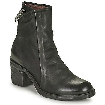 JAMAL LOW  women's Low Ankle Boots in Black