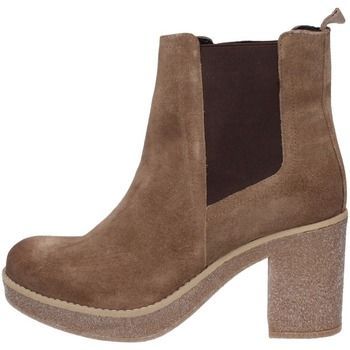 EZ714  women's Low Ankle Boots in Brown