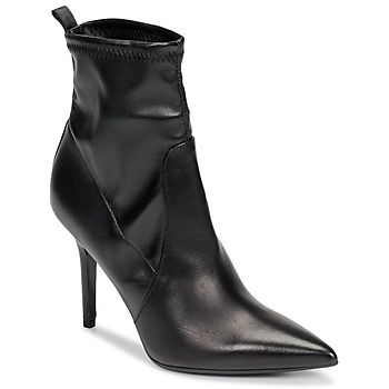 AVANT HI ANKLE BOOT  women's Mid Boots in Black. Sizes available:7.5