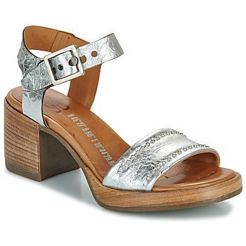 ALCHA CHIC  women's Sandals in Silver