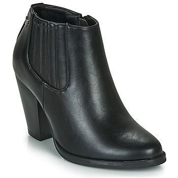 TERRY  women's Low Ankle Boots in Black. Sizes available:5.5,7.5