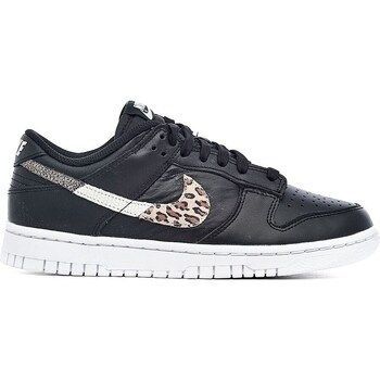 Dunk Low SE  women's Shoes (Trainers) in Black