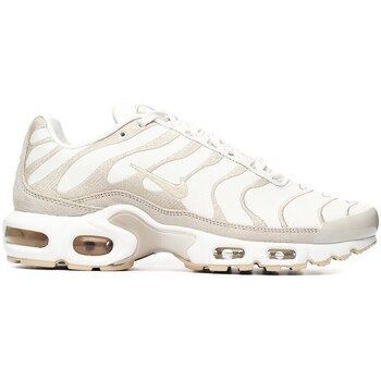 Air Max Plus  women's Shoes (Trainers) in White