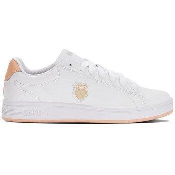Court Shield  women's Shoes (Trainers) in White