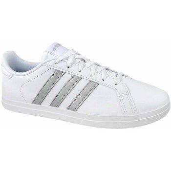 Courtpoint  women's Shoes (Trainers) in White