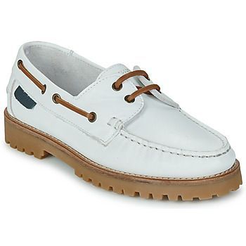 OLIVIA  women's Boat Shoes in White