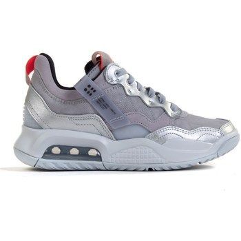 Jordan MA2 GS  women's Shoes (Trainers) in Grey