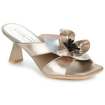 DANIELLE M  women's Mules / Casual Shoes in Gold