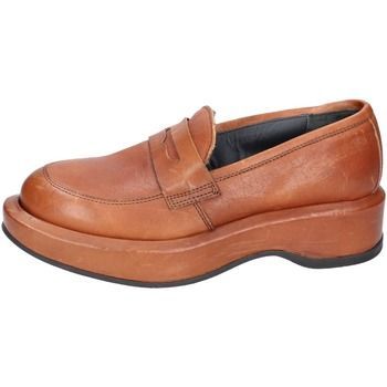 EY562 82301E  women's Loafers / Casual Shoes in Brown