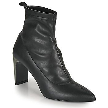2DEBSIE  women's Low Ankle Boots in Black