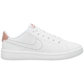 Court Royale 2  women's Shoes (Trainers) in White