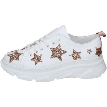 EY974  women's Trainers in White