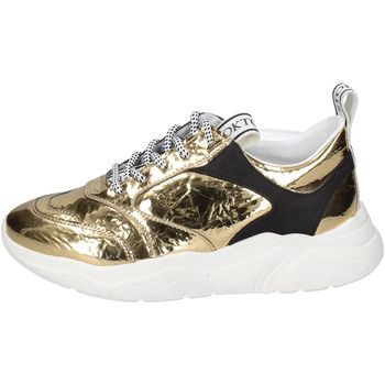 EY987  women's Trainers in Gold