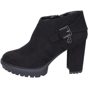 BE280  women's Low Ankle Boots in Black