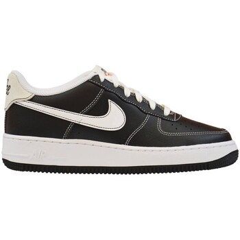 Air Force 1 S50  women's Shoes (Trainers) in Black