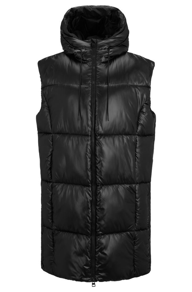 Water-repellent puffer gilet with logo patch