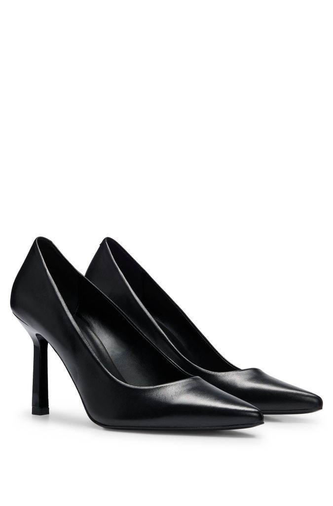 Pointed-toe pumps in nappa leather