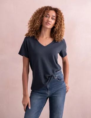 Womens Linen Blend V-Neck T-Shirt
