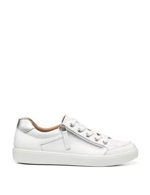 Womens Chase II Wide Fit Leather Metallic Trainers